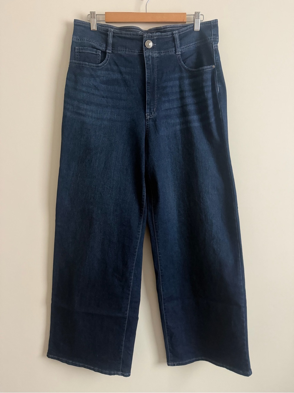 Gloria Vanderbilt Women’s 14 Dark Wash Wide Leg Jeans Mid Rise Relaxed Fit